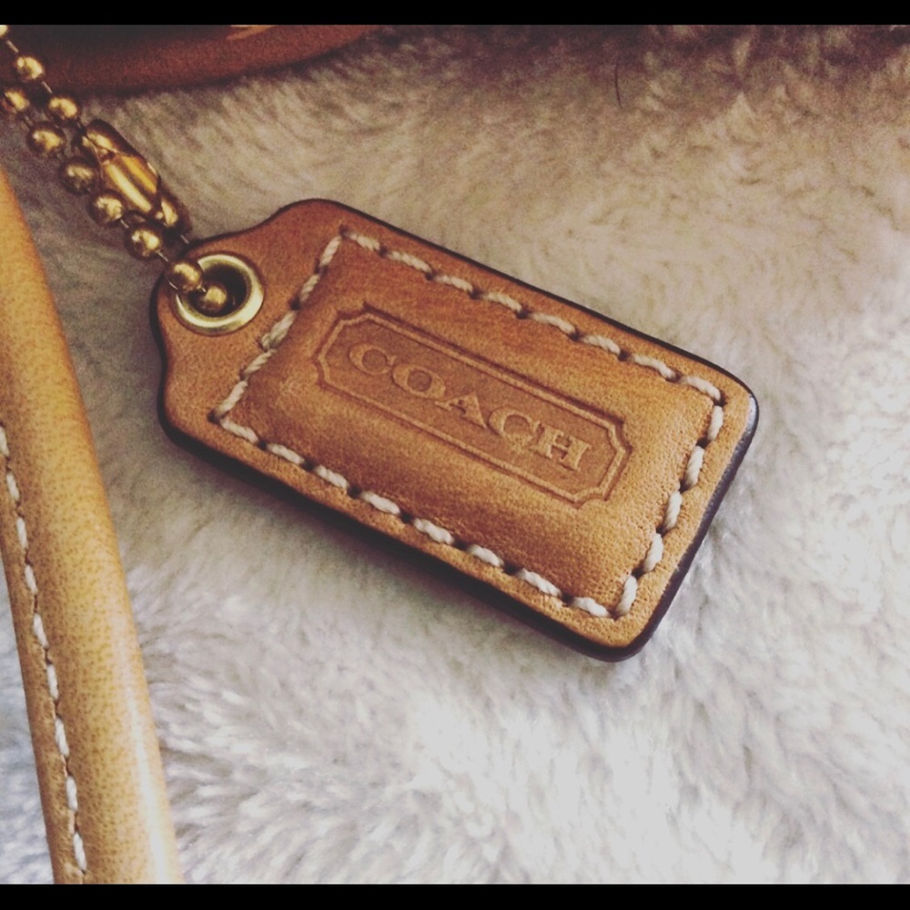 Vintage Hand Woven Coach Wristlet 👛 5” H x 8” W - Picture 2 of 5